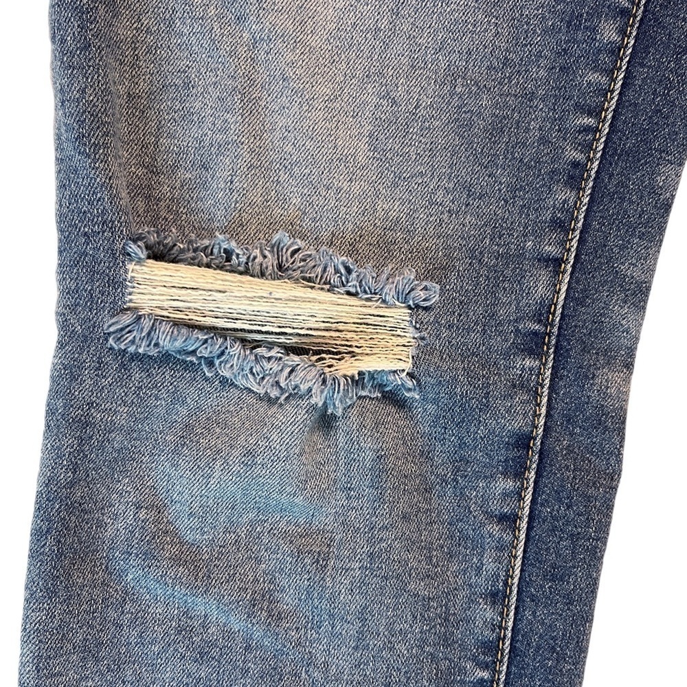 ALTAR’D STATE NWT High Rise Distressed Fringe Denim Jeans Size 27 in Light Blue - Picture 7 of 13